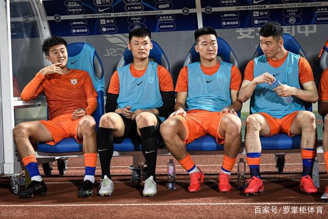精选双色球推荐：王振龙中2等220万 小霸王中5+1